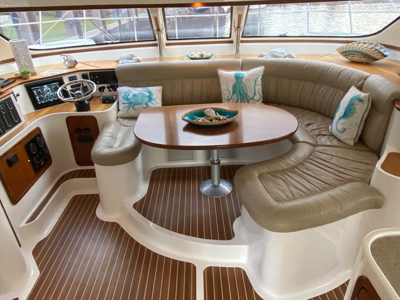 Seafari Yacht Charters 16