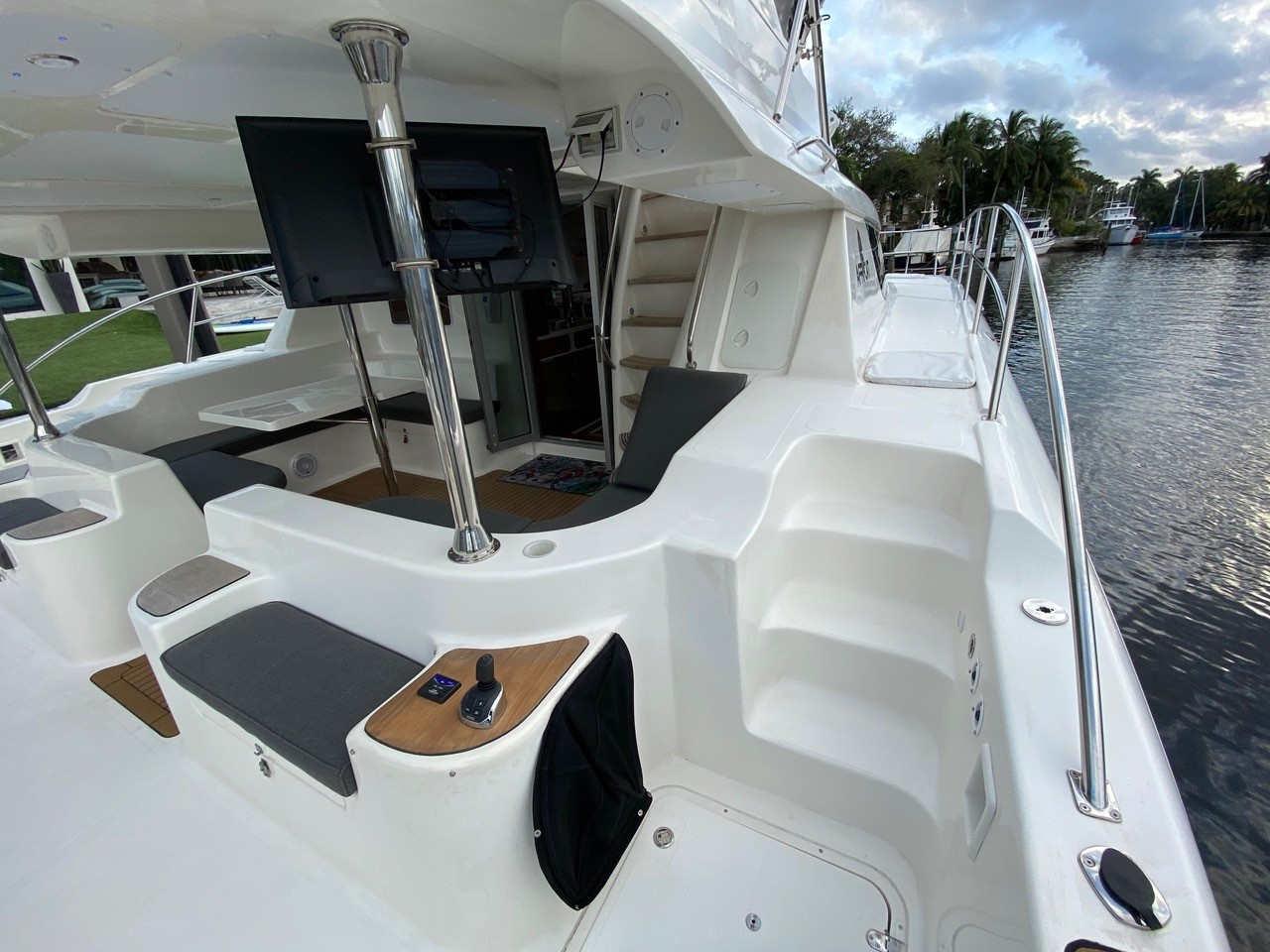 Gallery of our Available Yachts & Boats - Seafari Yacht Charters