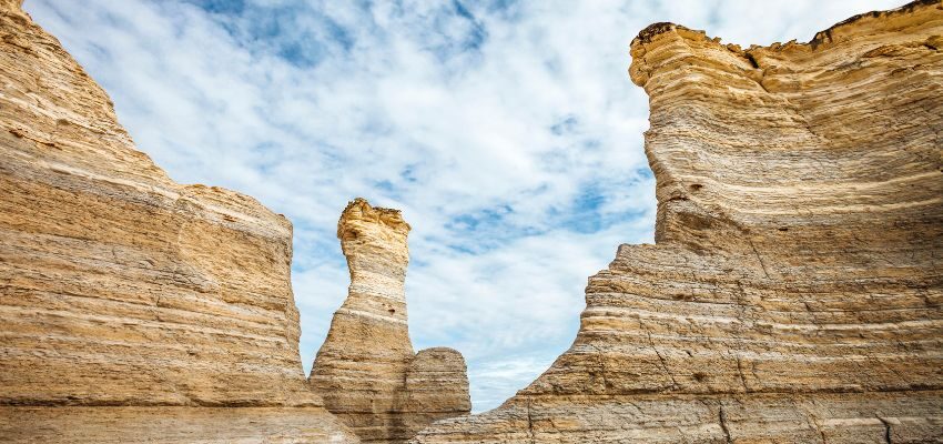 If you're amazed by love's power, consider how your relationship compares to Kansas's Monument Rocks. The chalk monoliths, sometimes called "the natural Stonehenge," seem to appear out of nowhere.