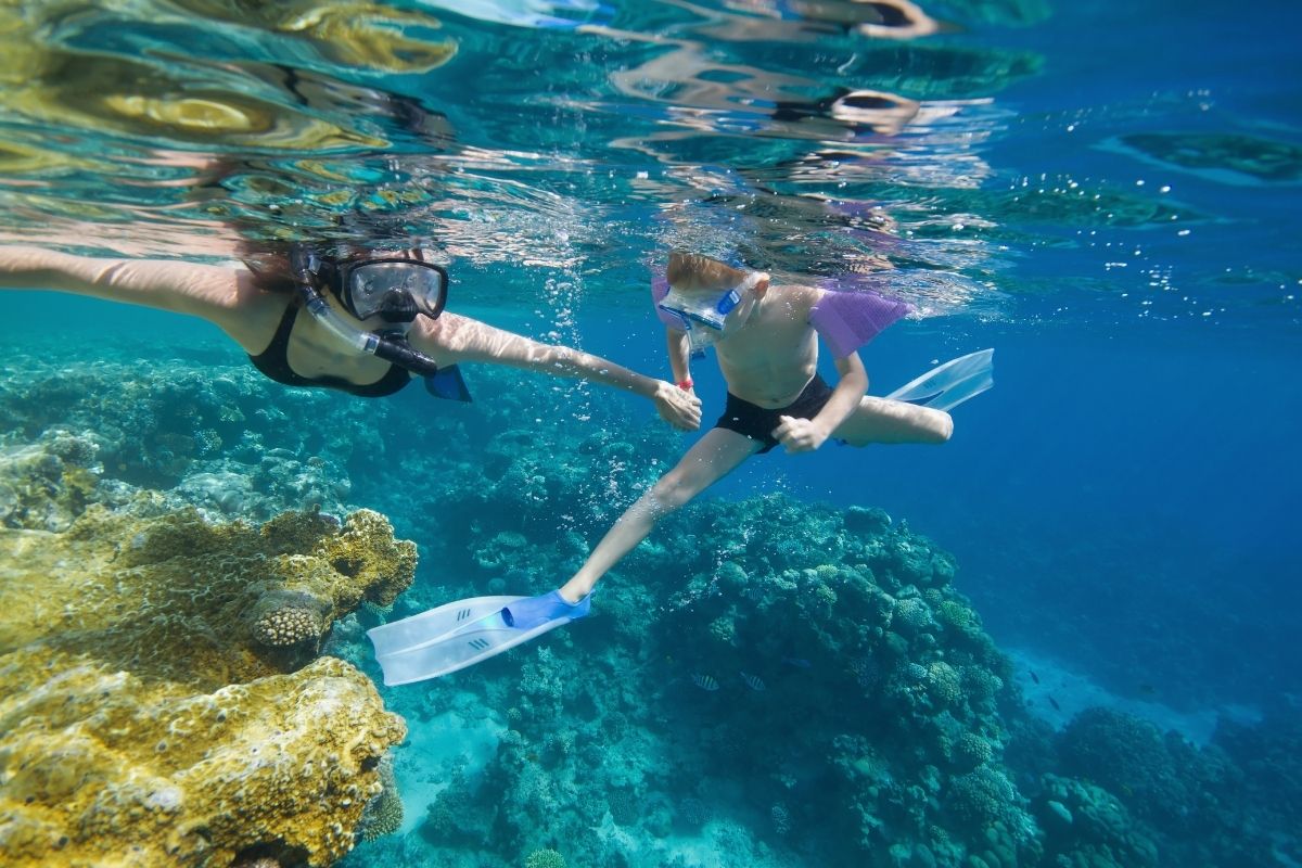 Land scape view of Snorkeling Sites in Nassau