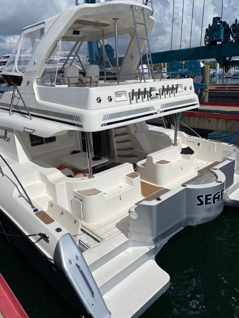 seafari yacht charters