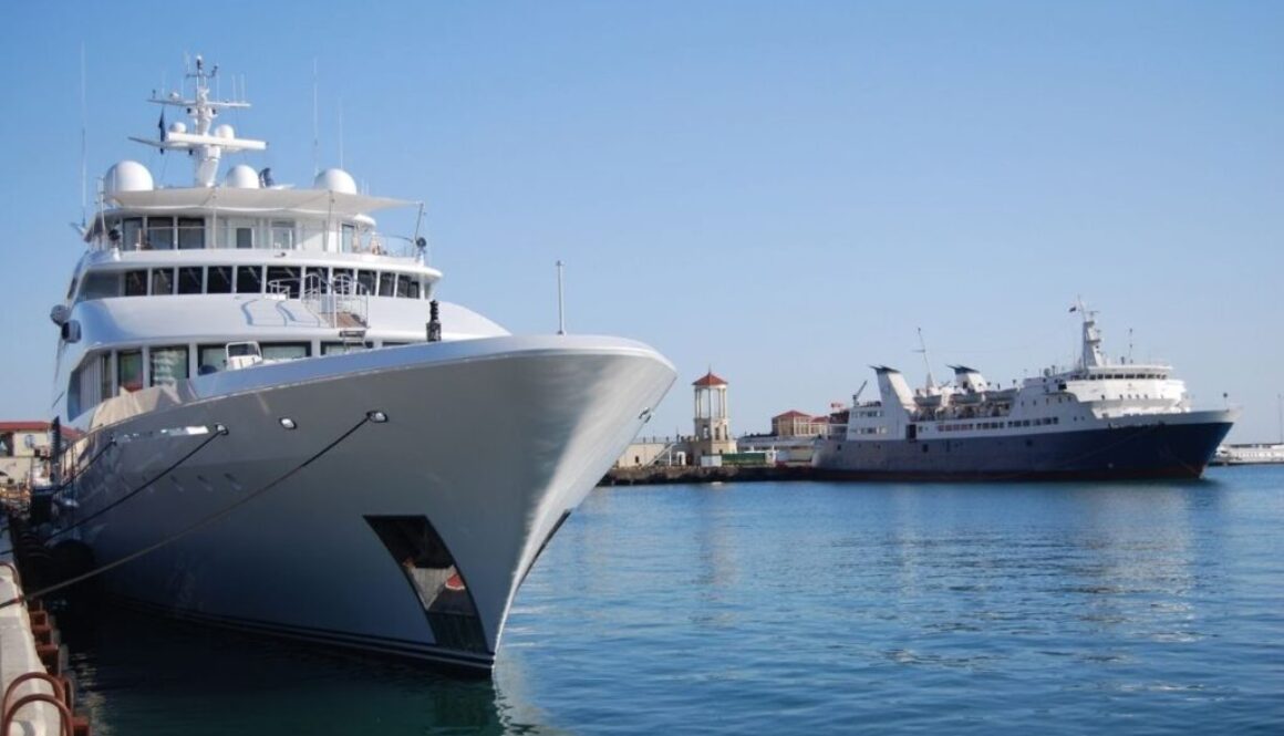 A photo of a Russian billionaire yacht.