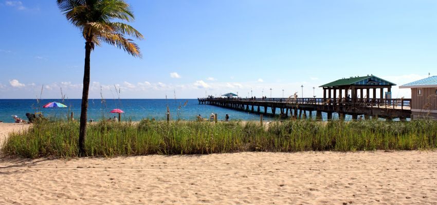 Lauderdale-by-the-Sea is Florida's Beach Diving Capital. The quaint seaside town is north of Miami. It boasts several beautiful snorkeling spots.