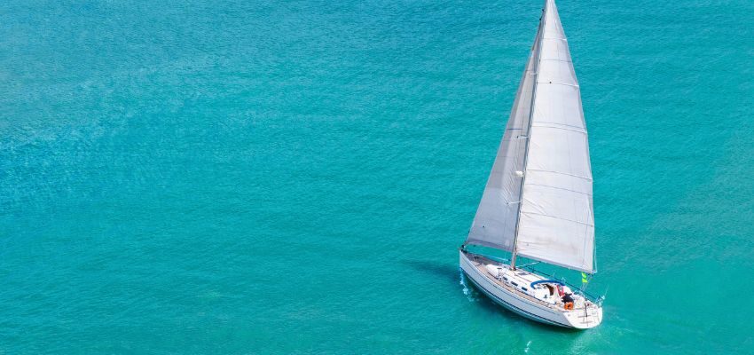 are catamarans faster than monohulls (3) Monohulls are iconic in traditional sailing. They're often used for ocean crossings and competitive racing. Their design is built to perform.